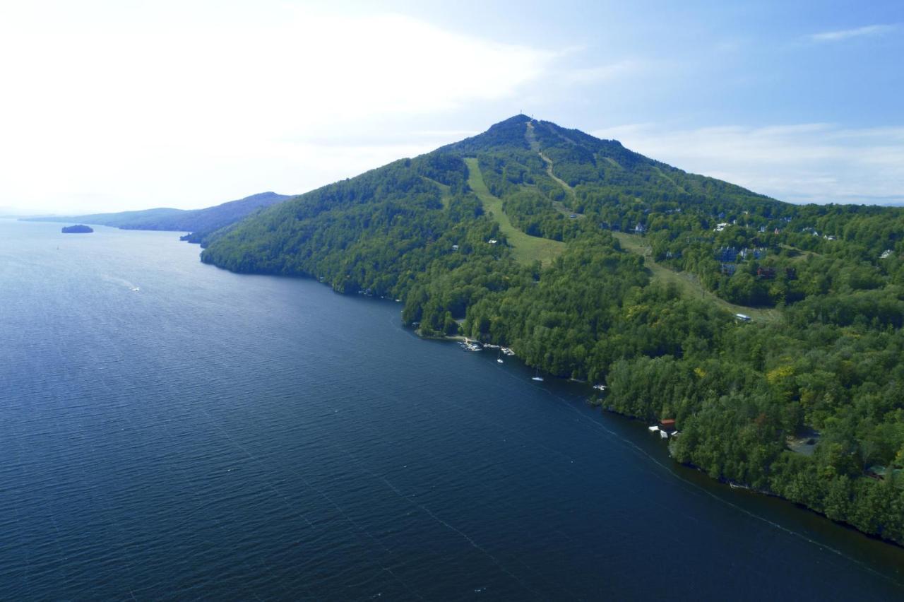 Mansonville Destination Owl'S Head - Mtn Haus酒店 外观 照片